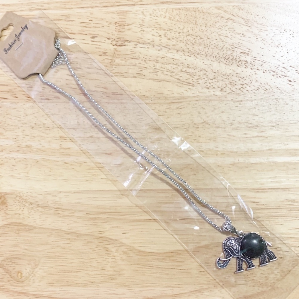 Brand New! Never Worn! Silver Chain Elephant Black Gem Semiprecious Necklace.
